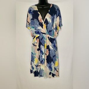TORRID Women's Painted Strokes Short Sleeve Gauze Surplice Tunic